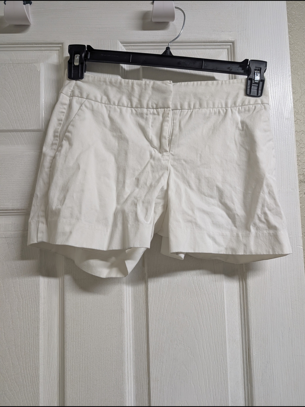 Daniel Cremieux Women's White Cotton Stretch Shorts